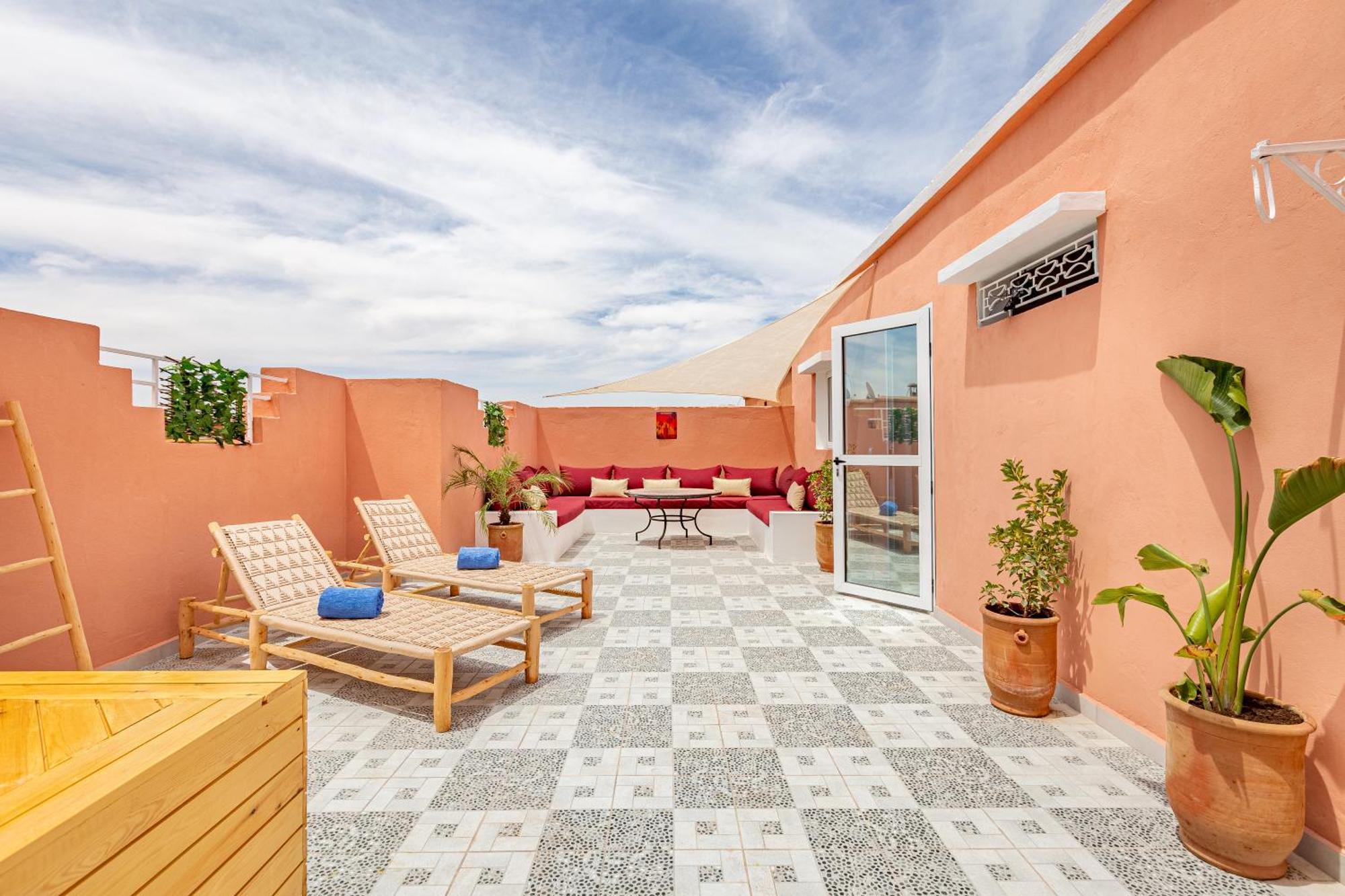 Riad Dar Juma, Suites & Appartements, Spa & Piscine Chauffee Марракеш Екстер'єр фото